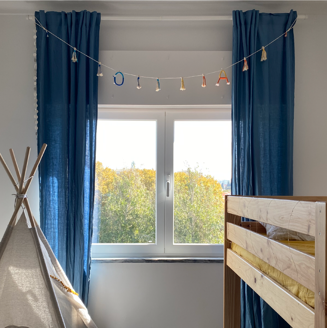 Decorative banner