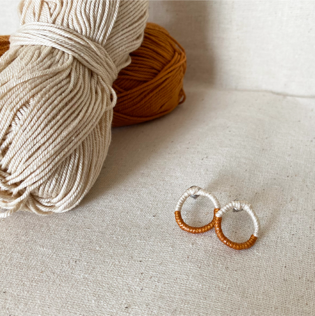 Circle earrings
