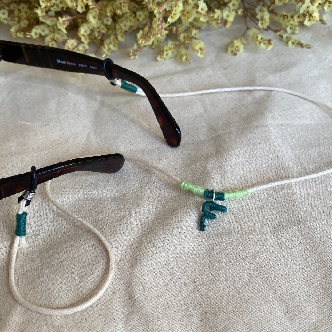 Glasses chain