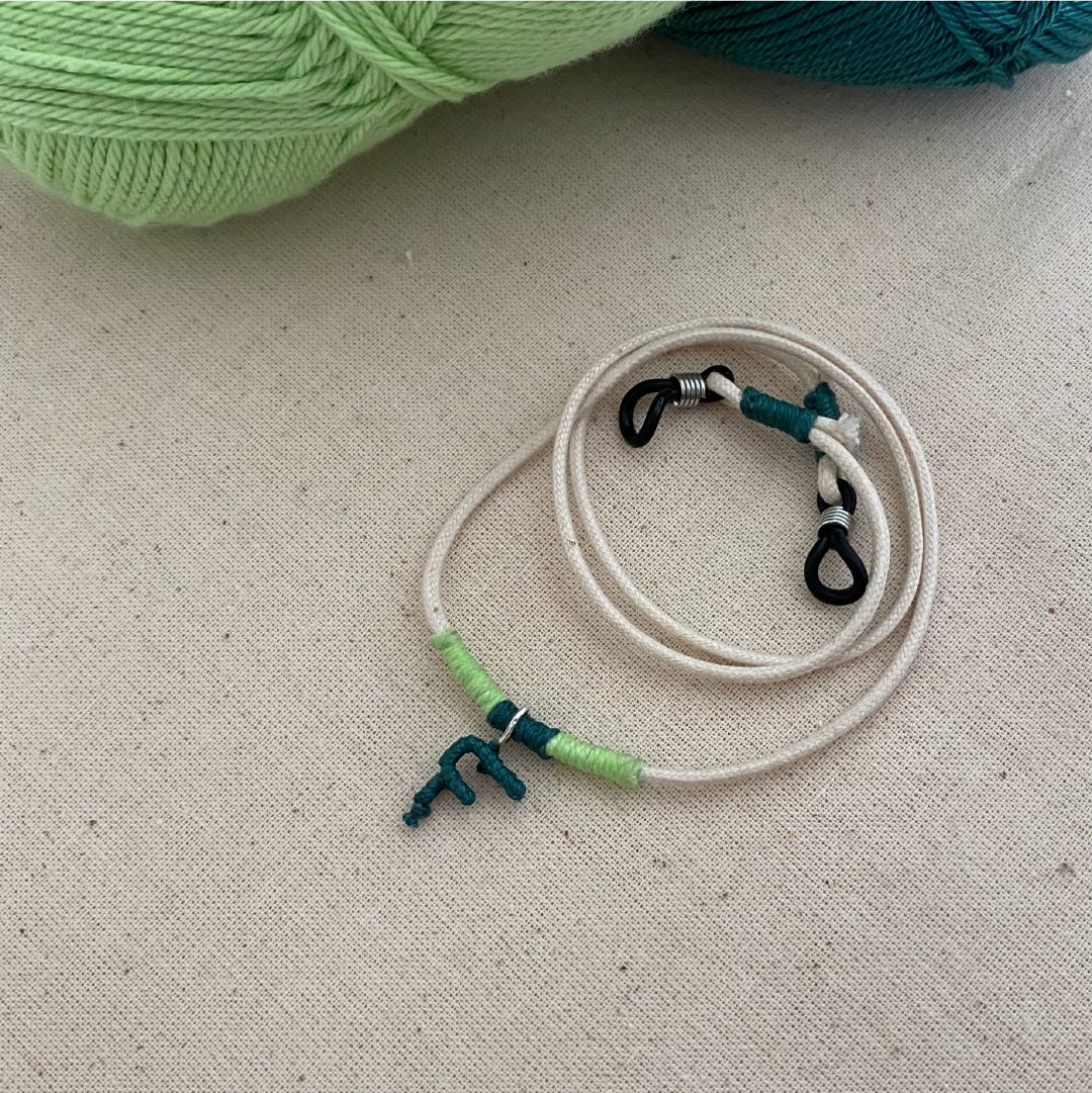 Glasses chain