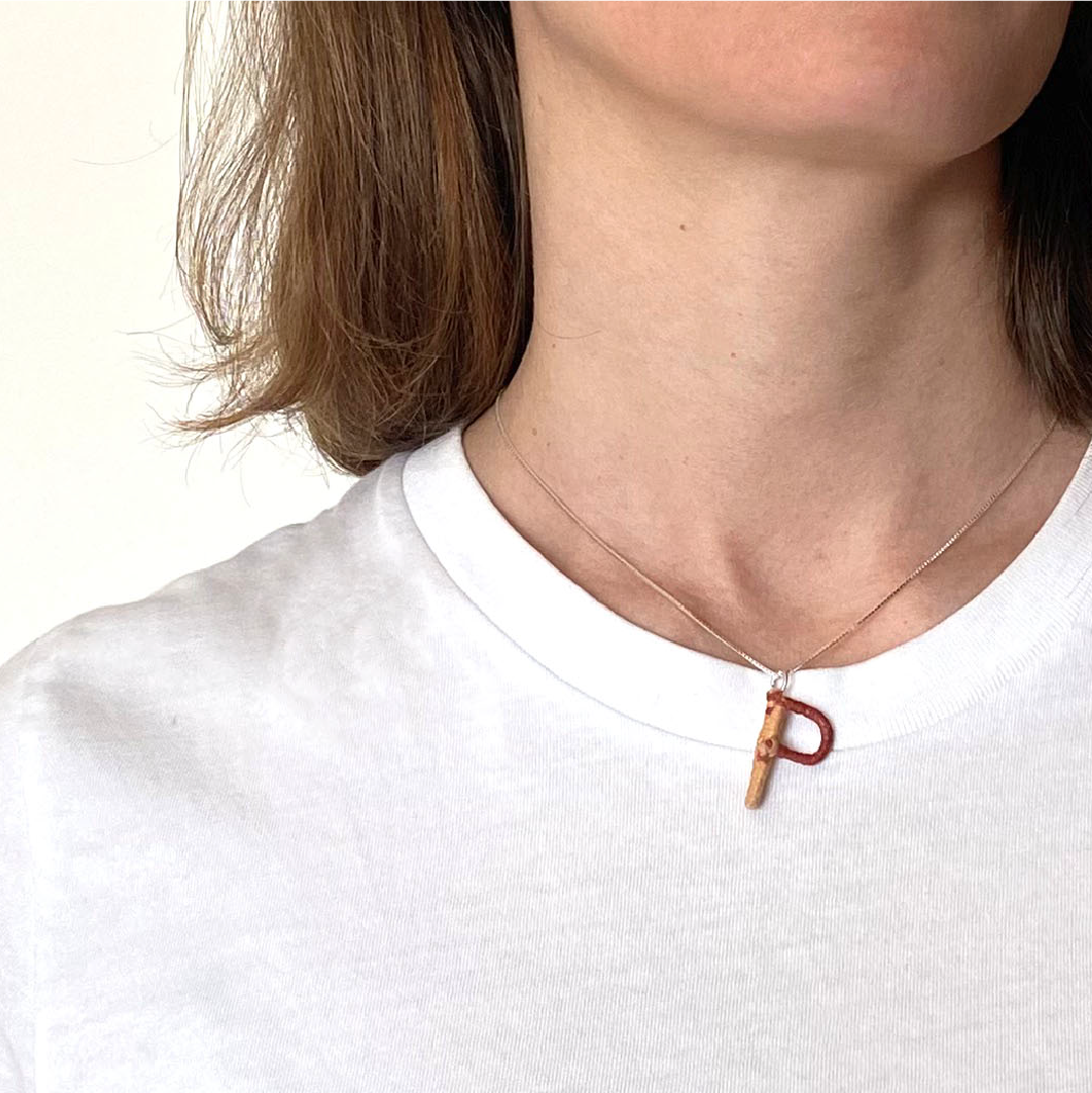 Pendant necklace