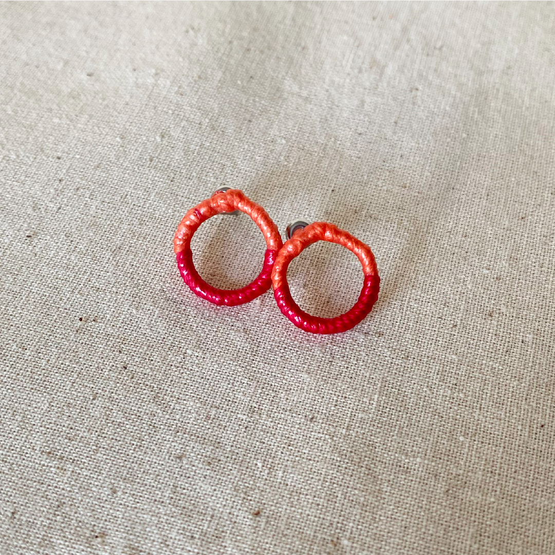 Circle earrings